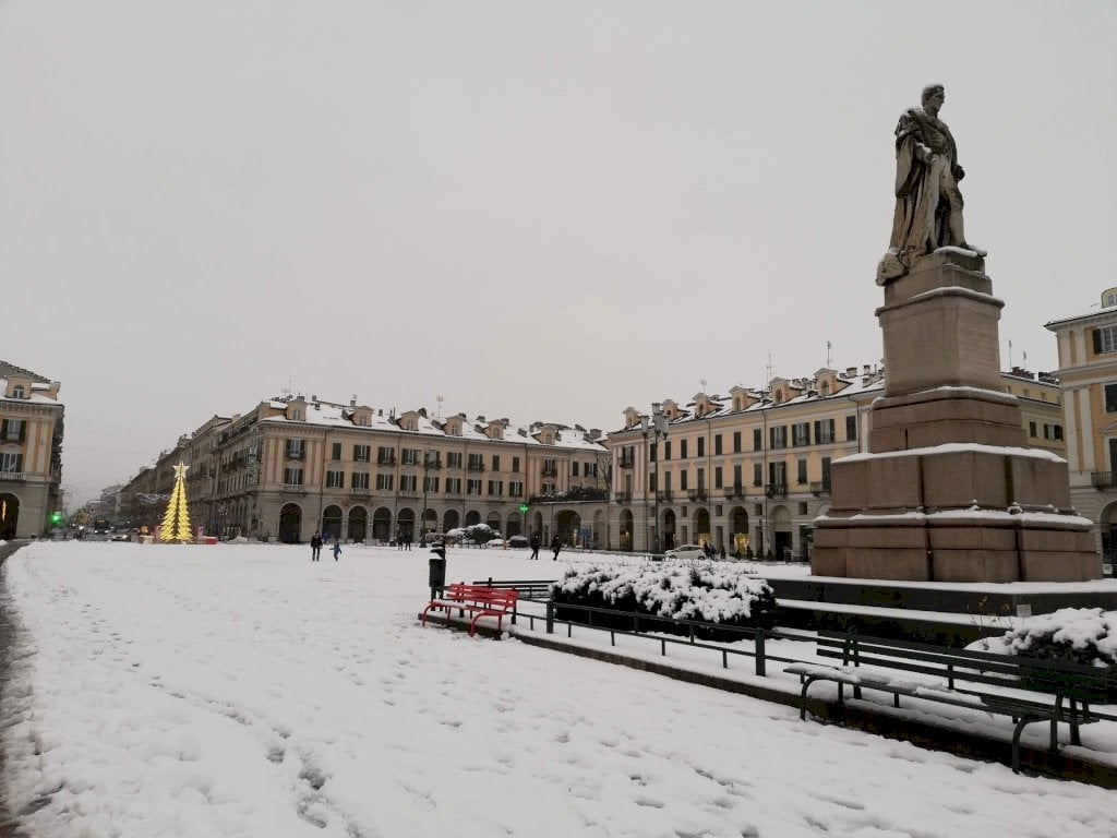 Febbraio Inizia Con La Neve L Arpa Dirama L Allerta Gialla Nelle Valli