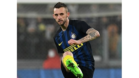 Inter, l'agente di Brozovic precisa: “Infortunio per colpa di Pjanic”