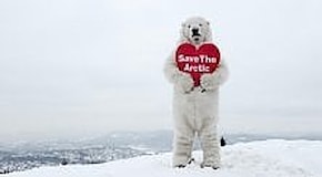 Greenpeace compie 45 anni, le azioni più spettacolari in nome dell'ambiente