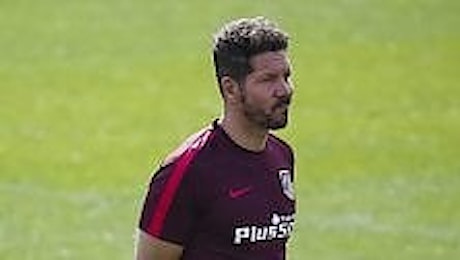 A Milano compare Diego Pablo Simeone: Qui per l'Inter? Non si sa mai