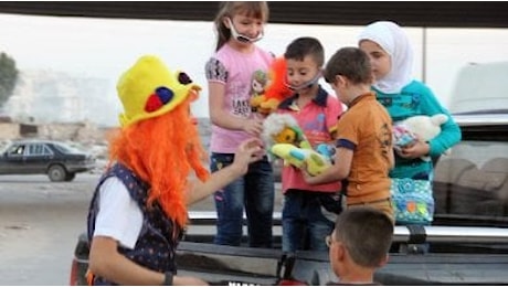 Addio Anas, il clown di Aleppo che faceva ridere i bambini