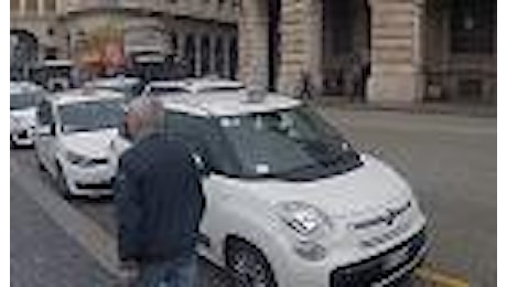 Taxi, nessuna interruzione del servizio a Genova