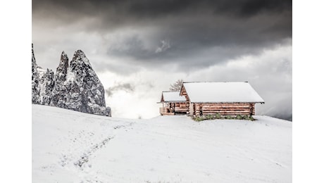 Il meteo in Italia la prossima settimana: insolita depressione fredda verso l’Italia, addio definitivo all'estate?