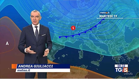 Meteo, piomba l'inverno sull'Italia: dal 20 novembre piogge, vento, aria fredda e neve