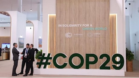 Cop29 di Baku, cosa dice (ma soprattutto cosa non dice) la nuova bozza sulla finanza climatica