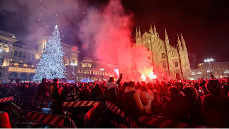 Violenza e molestie in Duomo a Capodanno: aperta un'indagine