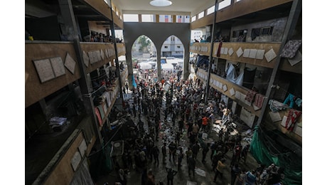 Scuola sotto attacco a Gaza. Via libera alla guerra all’Iran