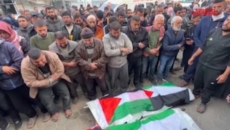 Gaza, preghiere per 6 morti uccisi nei raid di Israele