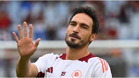 HUMMELS, Frecciata alla Roma lanciata via social?