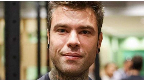 Fedez, Vittoria Andena smentisce la relazione col rapper: «Informazioni false, non sono la fidanzata. Non lo conosco»