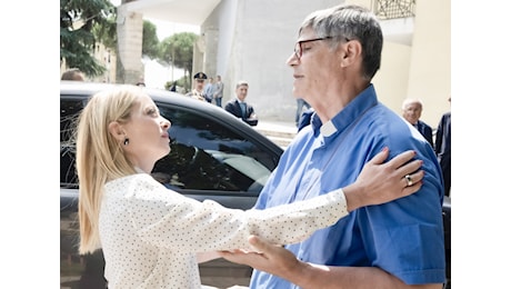 Don Patriciello racconta cosa scrisse a Giorgia Meloni per convincerla a venire al Parco Verde di Caivano