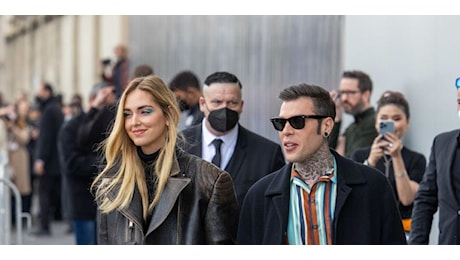 La presunta fidanzata di Fedez nega il gossip sulla relazione (e intanto Chiara Ferragni torna single?)