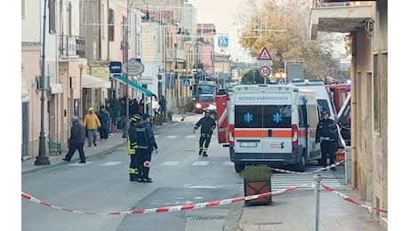 Incidente oggi a Sorso, donna muore travolta da camion rifiuti alla stazione di servizio