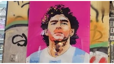 Morte Maradona, al centro storico di Napoli l'omaggio di Fabrizio Scala