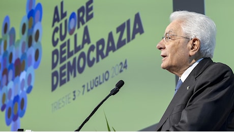 Politica, Sergio Mattarella: no alla democrazia della maggioranza di governo