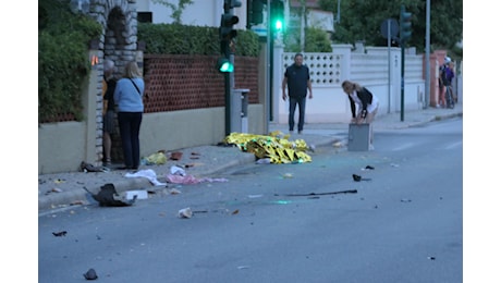 Lido di Camaiore, un boato terribile. “Auto lanciata sui passanti, abbiamo pensato a un attentato”