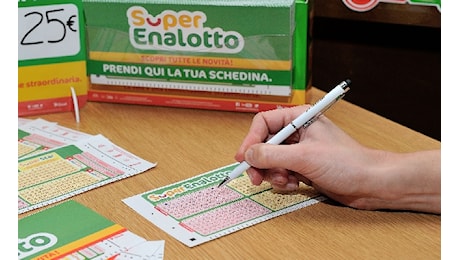 Superenalotto: niente 6, centrato un 5 da oltre 174mila euro