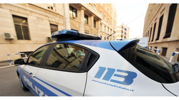Milano, finto ginecologo arrestato per violenze sessuali, 71enne radiologo in pensione filmava vittime da 9 anni con l’aiuto di un 42enne
- Il Giornale d'Italia Milano, finto ginecologo arrestato per violenze sessuali, 71enne radiologo in pensione filmava vittime da 9 anni con l’aiuto di un 42enne
- Il Giornale d'Italia