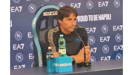 La risposta sempre pronta di Antonio Conte sullo Scudetto al Napoli