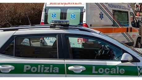 Camion travolge e uccide mamma 34enne, autista è fuggito