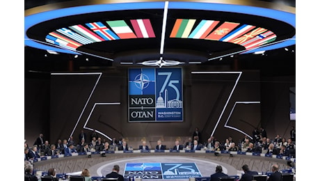 La conferma nel documento finale della NATO: oltre 40 miliardi di euro a Kiev