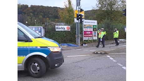 Tragedia in Germania: madre italiana e due figli piccoli travolti da un Suv