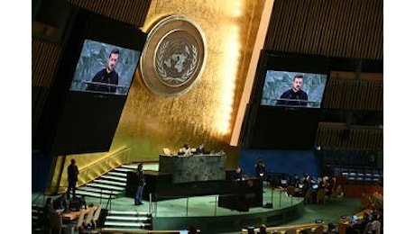 Ucraina, Zelensky all’Onu: “Russia pianifica attacchi a nostre centrali nucleari”