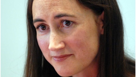 Sophie Kinsella, il racconto del tumore a Verissimo: “Non riuscivo a camminare”