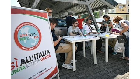 Autonomia, obiettivo 500 mila firme raggiunto: “Ma la raccolta continua”