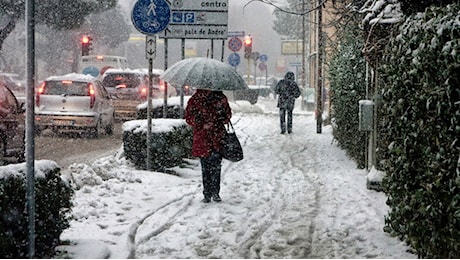 Meteo: Neve in arrivo, tra poco sarà Bufera sulle Alpi, Giovedì fiocchi in Pianura; le zone coinvolte