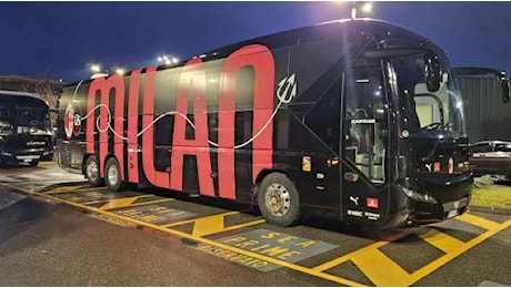 MN - Il Milan è atterrato a Malpensa: il 50° trofeo della storia rossonera è arrivato!