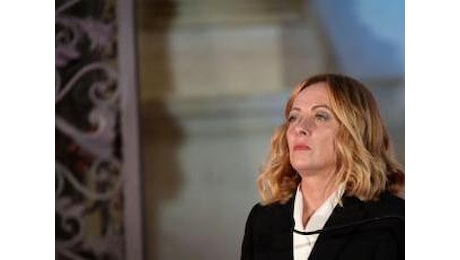 Meloni: 'Landini? Attacca governo per ragioni politiche, ma noi alziamo i salari'