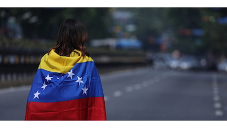 Venezuelani al voto in un paese distrutto