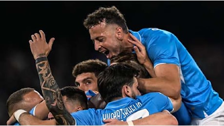 Il Como ci crede, ma il Napoli non perdona: al Maradona è 3-1, Conte blinda il primato in solitaria