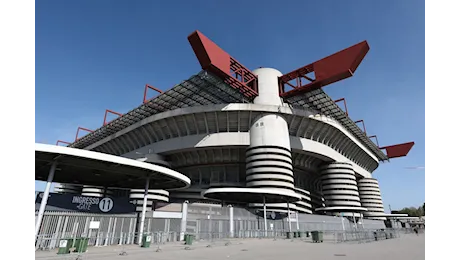 San Siro, ora Inter e Milan sono tentati dall’acquisto