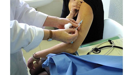 Vaccini senza prenotazione per tutti i cittadini in Lombardia: quando e dove