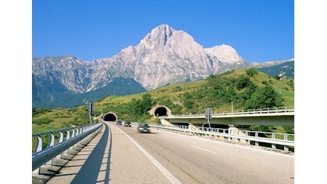 Acque torbide, sospesi i lavori al traforo del Gran Sasso