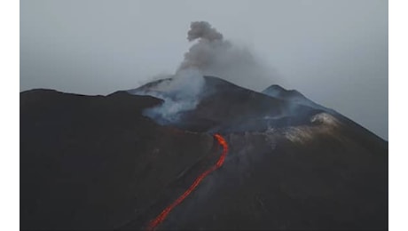 Stromboli ed Etna, i vulcani siciliani restano sorvegliati speciali