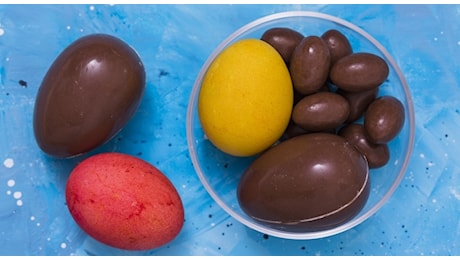 Uova di Pasqua 2025, la top 5 (più uno) secondo Eataly: quali sono le migliori da comprare per fare un regalo. I prezzi e la classifica