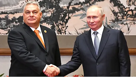 Orban, che ci fai da Putin se il mandato non ce l'hai? Ma quelle di Bruxelles sono lacrime di coccodrillo