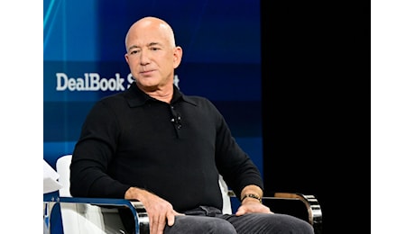 Jeff Bezos e il pick-up elettrico da 25.000 dollari: cosa c'è di vero