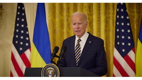 Attacchi russi sull'Ucraina, Biden autorizza Kiev all'uso di missili a lungo raggio contro Mosca e avvicina l'escalation