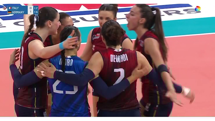 Italia-show contro la Germania! Scambio spettacolare, con super difese di Cambi e poi risolto da Degradi. Rivivi lo spettacolo dell'Italvolley - eurosport.it Italia-show contro la Germania! Scambio spettacolare, con super difese di Cambi e poi risolto da Degradi. Rivivi lo spettacolo dell'Italvolley - eurosport.it