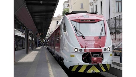 Uomo investito a Rescaldina sulla ferrovia, pesanti disagi sui Malpensa Express