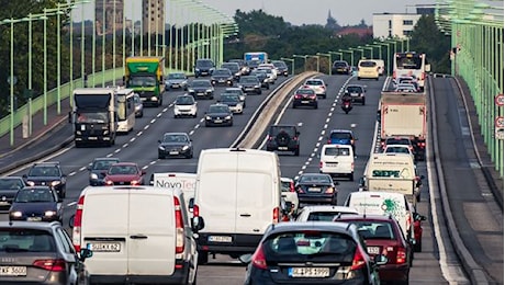 Federalberghi, a Natale in viaggio 18,3 milioni di italiani: giro d'affari da 14,7 miliardi