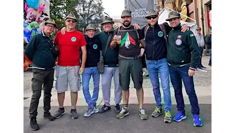 La Granda in marcia: le foto degli alpini cuneesi all’adunata di Biella