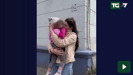 'Mi hanno colpita' il grido di una bimba a Sumy, dopo l'attacco russo, diventa virale