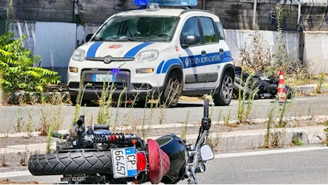 Morti due motociclisti in uno scontro in via del Foro Italico