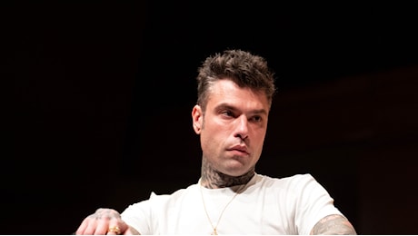 Fedez in ospedale, è in codice rosso: le indiscrezioni sulle condizioni del rapper