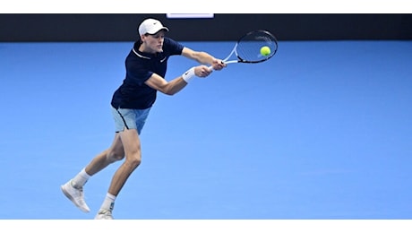 Torino, esordio sul velluto per Sinner all'Atp Finals: dominato De Minaur con il punteggio di 6-3 6-4